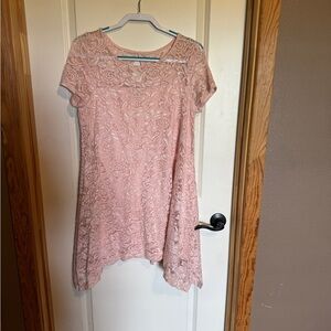 Roe & Ali Women Size Large P. Pink Lace Short Sleeve Dress‎